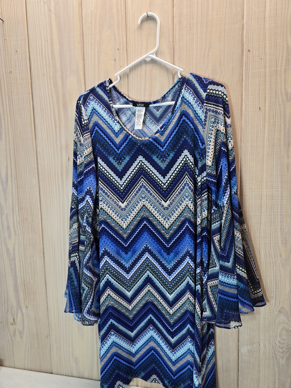MSK Blue Chevron Print Long Sleeve Top